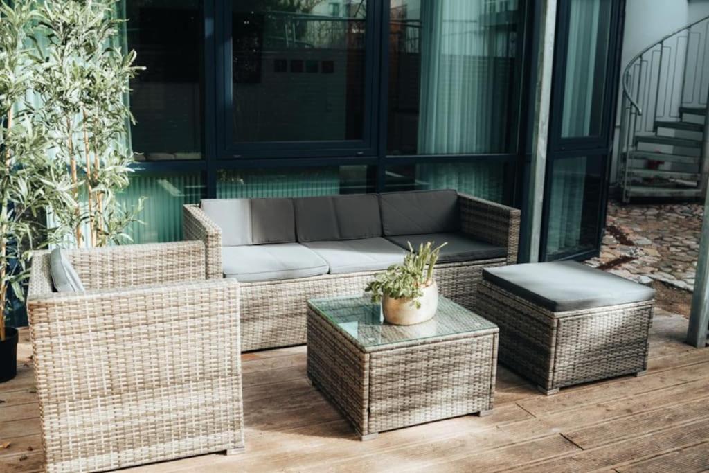 Lieblingsapartment No.10 Mit 2 Schlafzimmern Und Eigener Terrasse Rostock Exterior photo